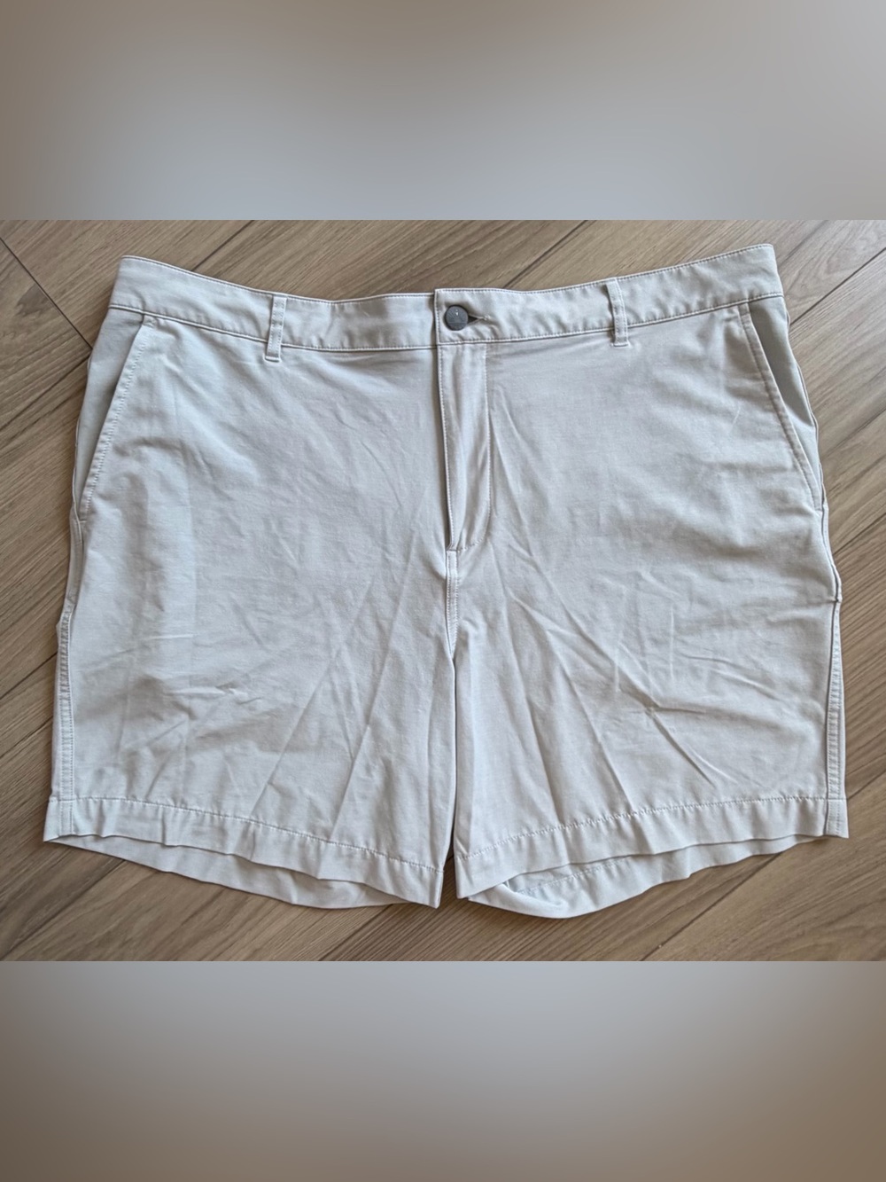 Faherty All Day Stretch Chino Shorts Light Gray 7” inseam Sz 40